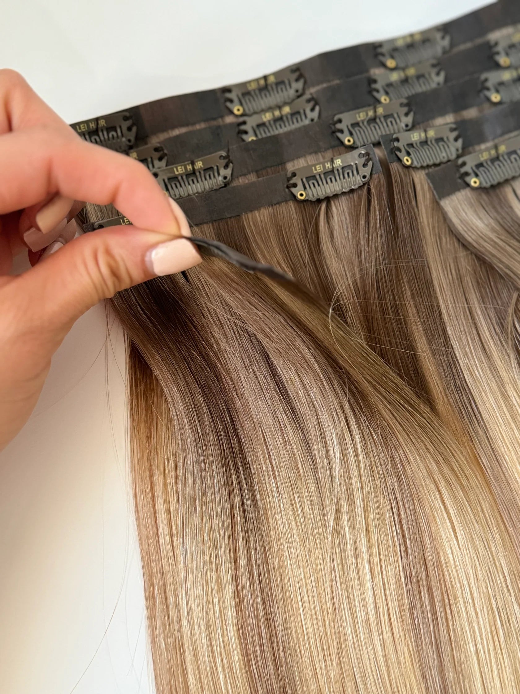 Fit clips / Seamless Clip-ins (Balayage Ashy)